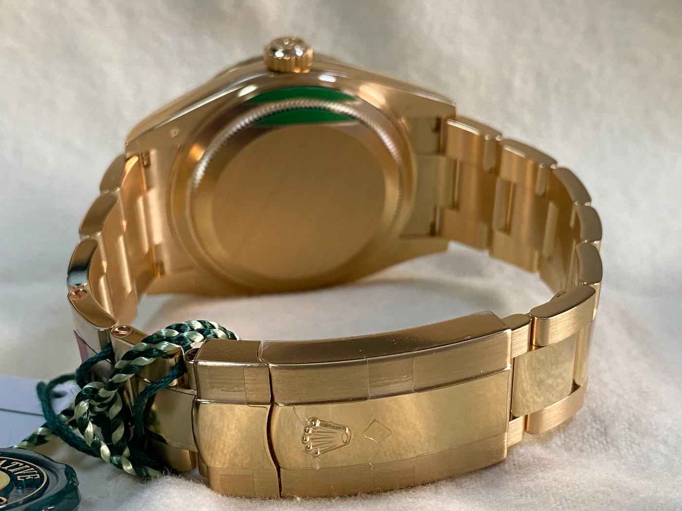 Rolex Sky-Dweller 336938 1:1 Replica Zifferblatt in champagner — Gehäusebodendetail