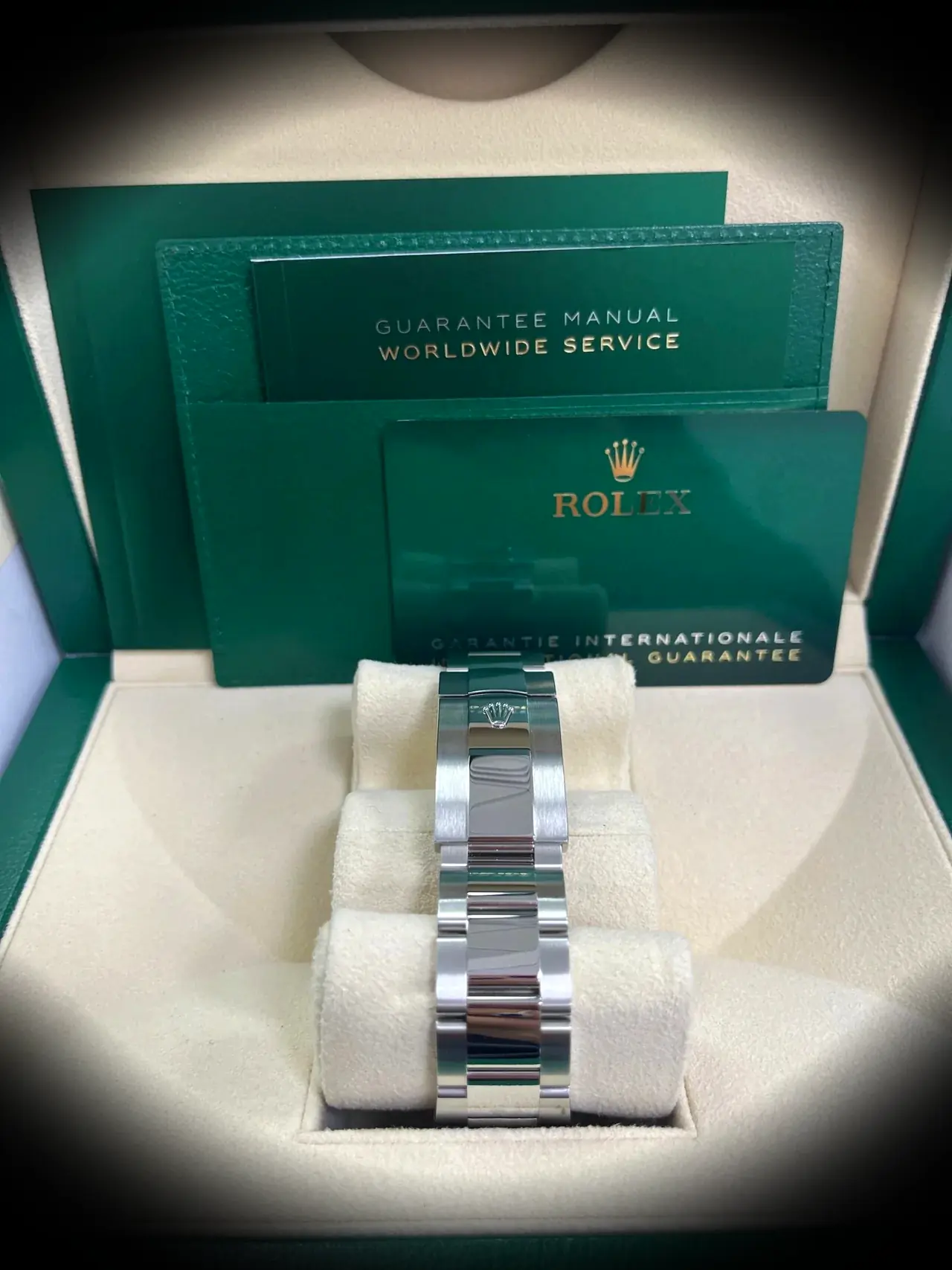 Rolex Sky-Dweller 336934 Superclone Zifferblatt in intensivweiß — Gehäusebodendetail