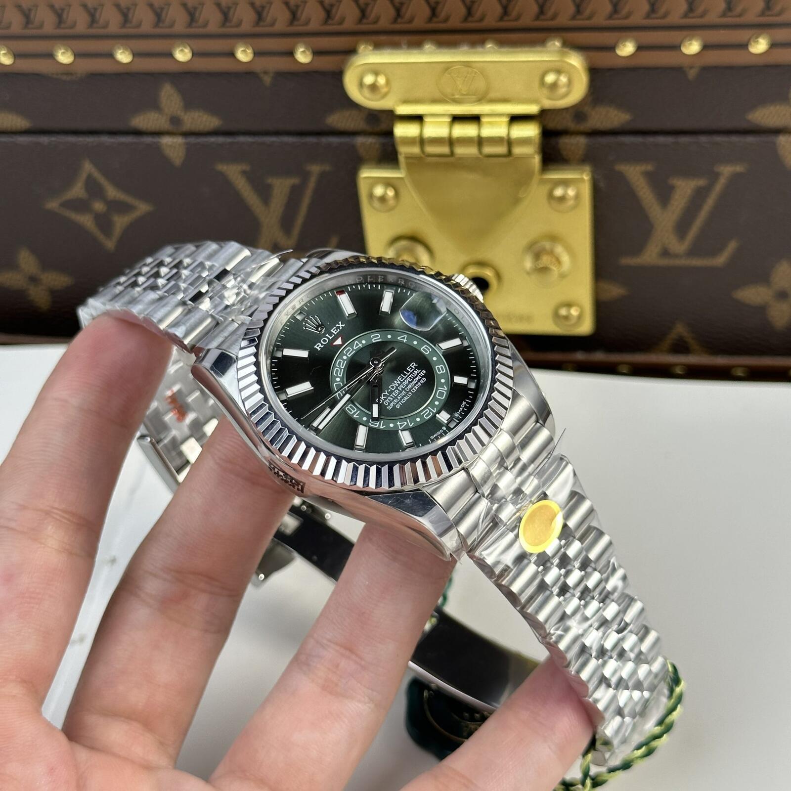 Rolex Sky-Dweller 336934 1:1 Replica 42mm — Zifferblatt-Nahaufnahme