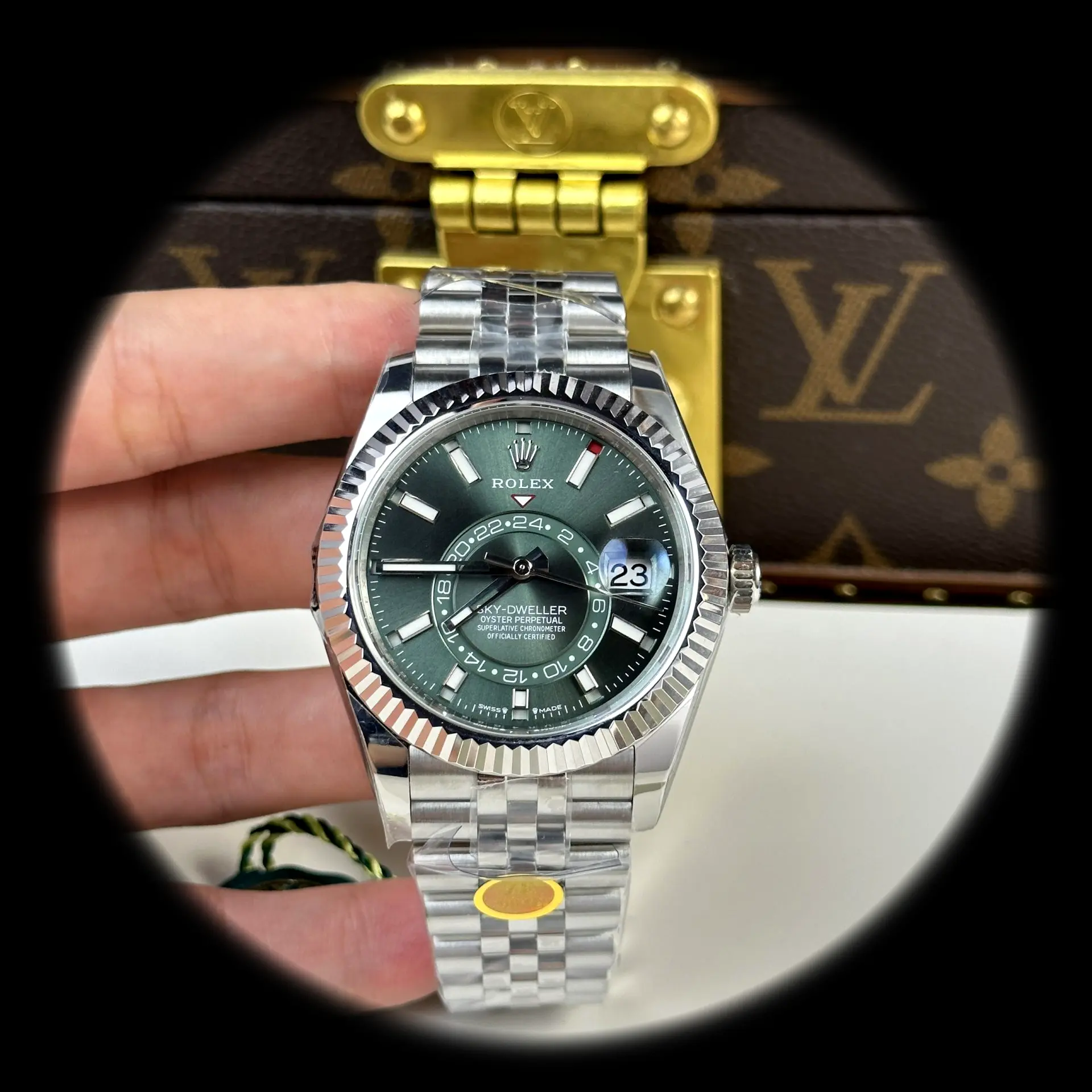 Sky-Dweller 336934 1:1 Super Clone — Seitenprofil