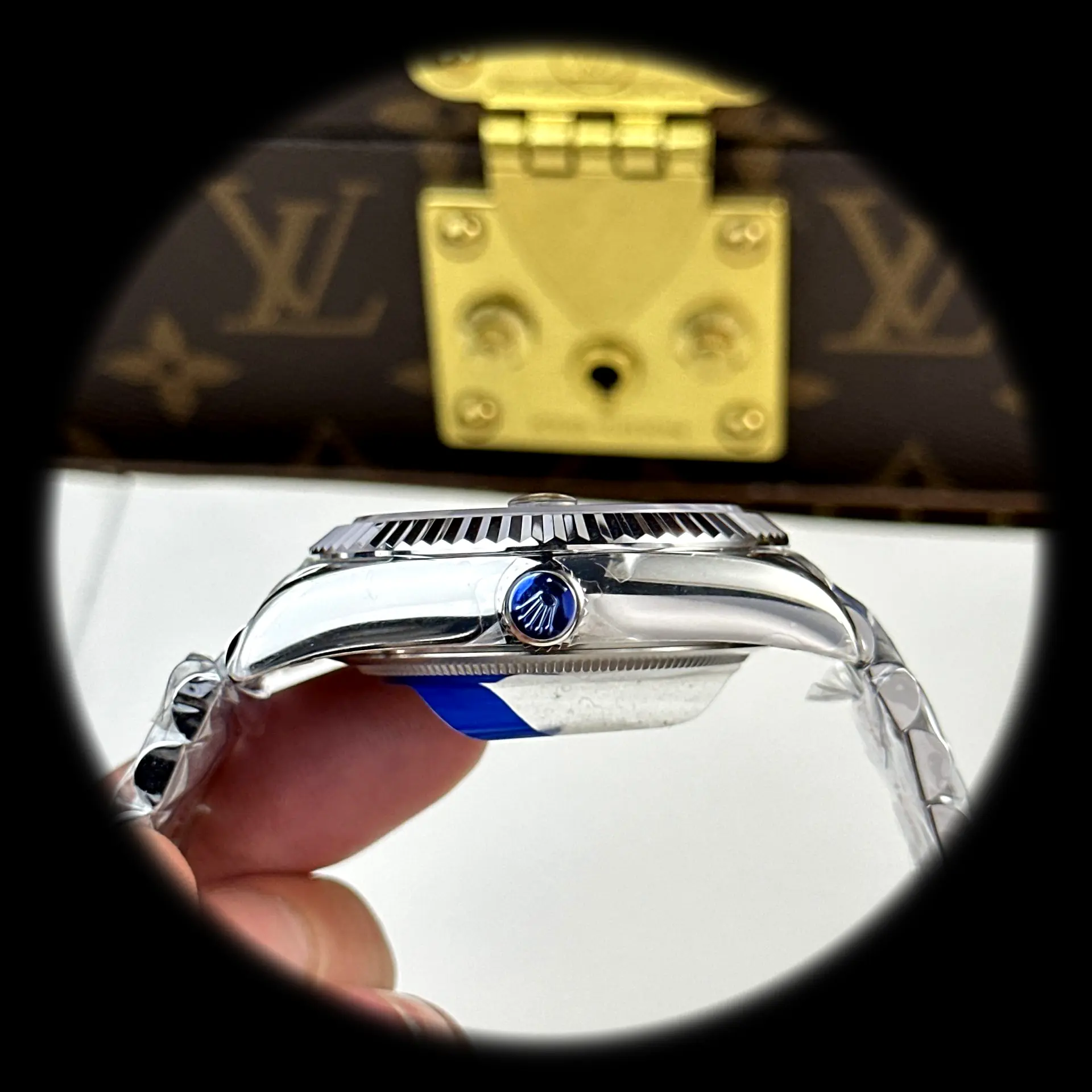 Rolex Sky-Dweller 336934 1:1 Super Clone 42mm — Krone und Gehäuse Detail