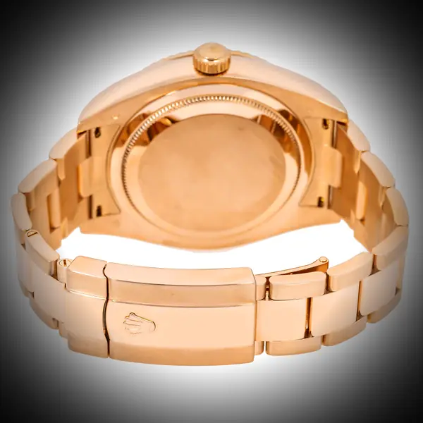 Rolex Sky-Dweller 336935 Super Clone Zifferblatt in schiefer — Gehäusebodendetail