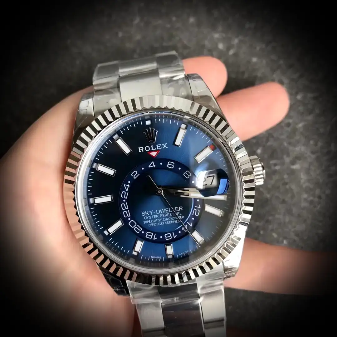 Sky-Dweller 326238 Schweizer Klon Zifferblatt in leuchtendes blau — Gehäusebodendetail