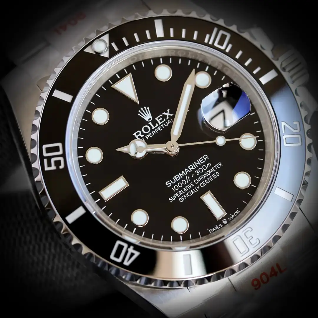 Submariner 126610LN Super Clone Zifferblatt in schwarz — Gehäusebodendetail