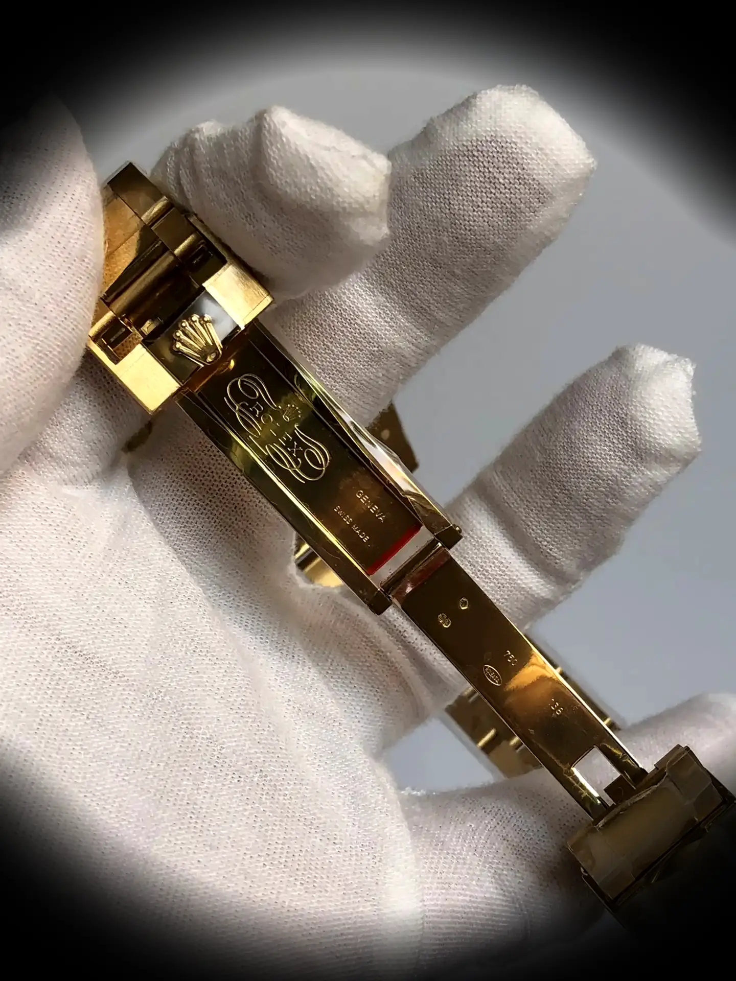 Submariner 116610LN Schweizer Replica Zifferblatt in blau — Schrägansicht