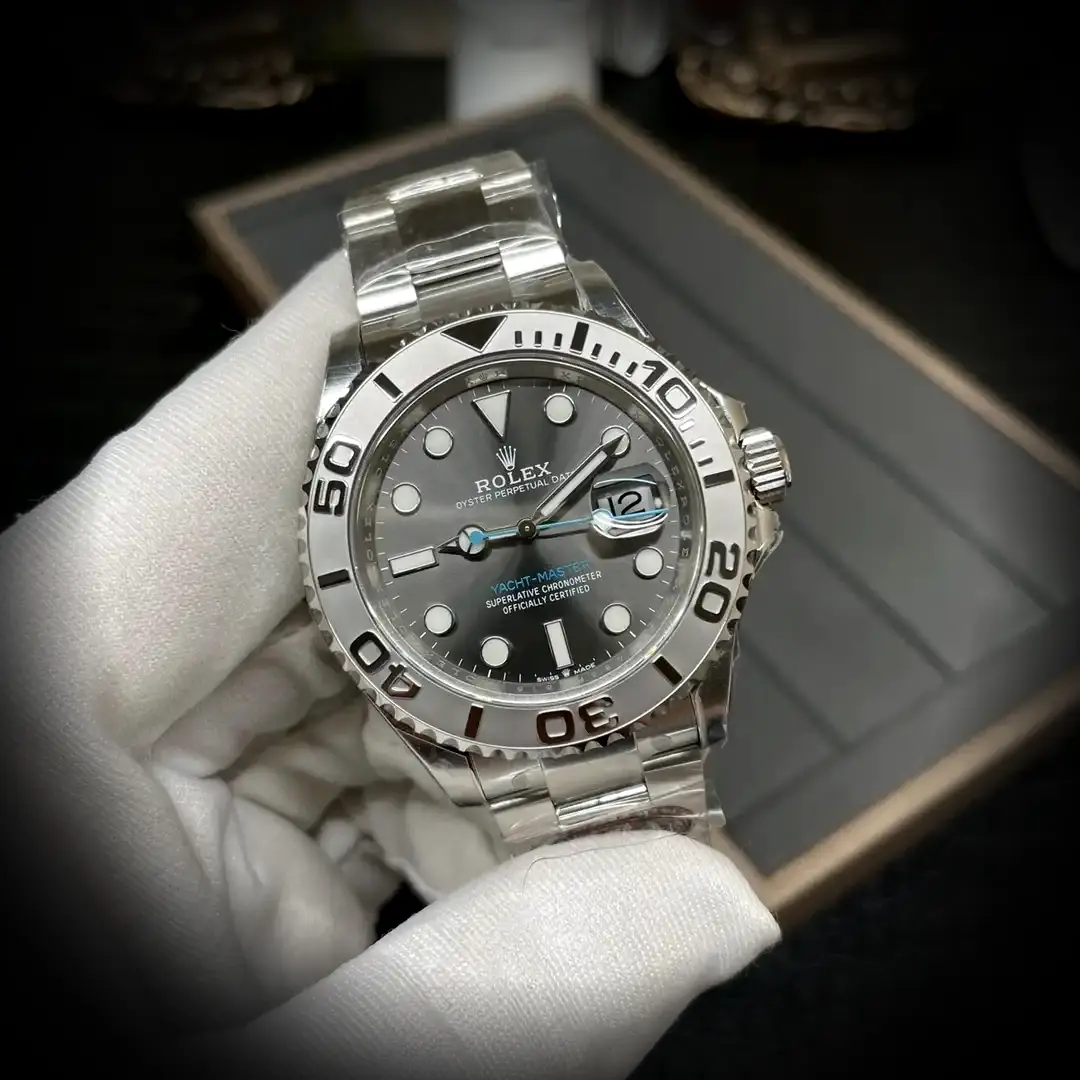 Yacht-Master SC016833 Schweizer Klon Zifferblatt in rhodium — Gehäusebodendetail