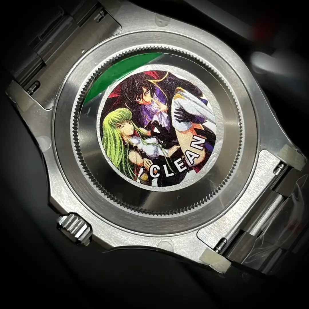 Rolex Yacht-Master SC016833 Schweizer Klon — Leuchtmasse-Aufnahme