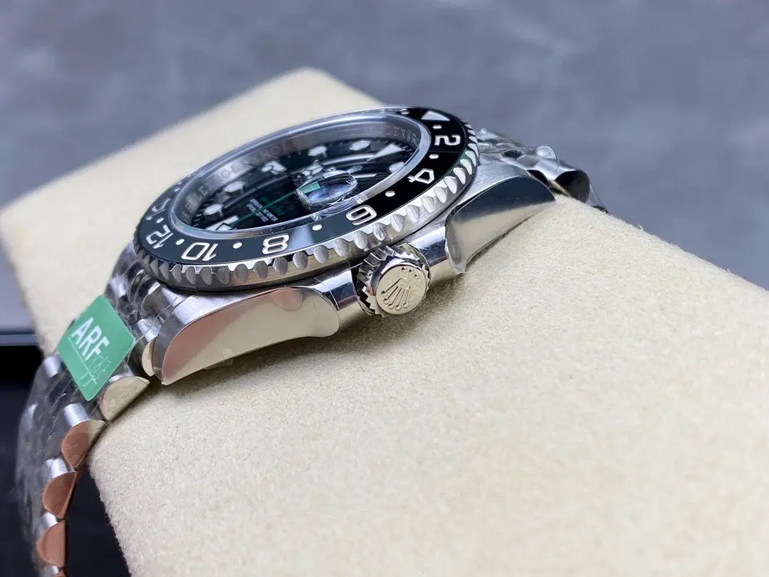 gmt-master 126710GRNR Super Clone - Detailansicht 1