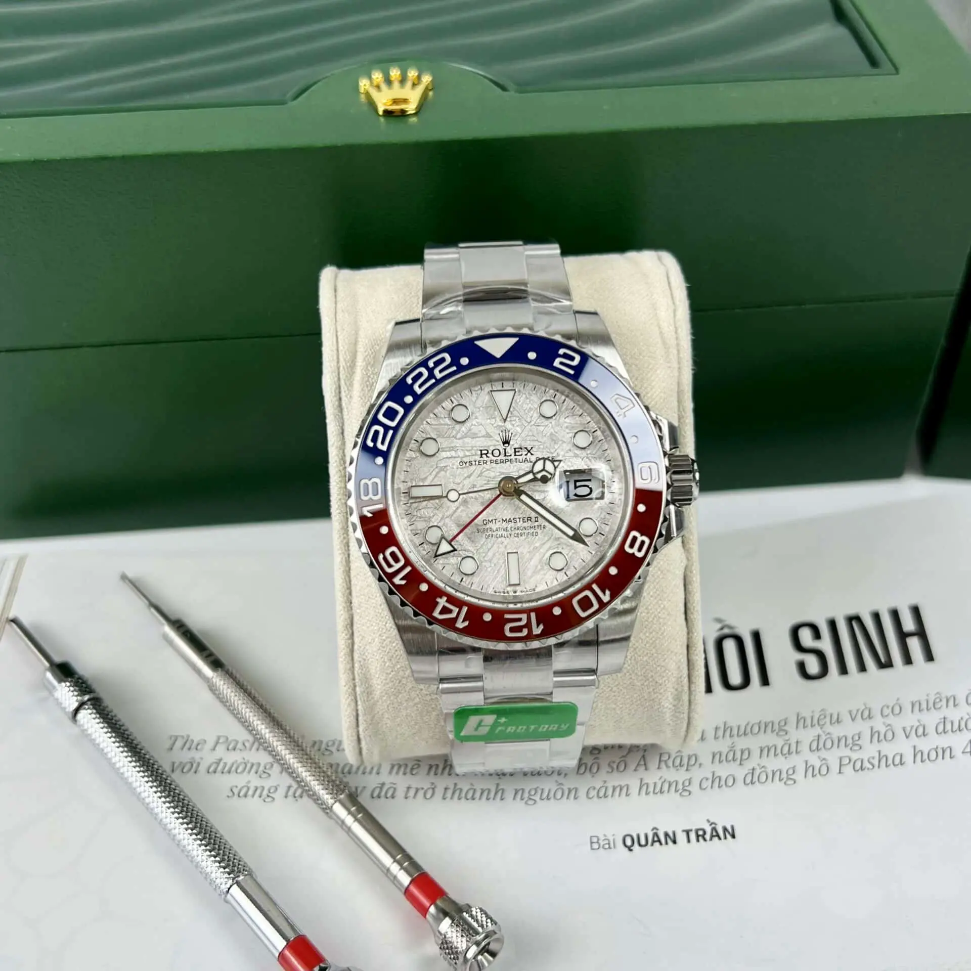 gmt-master 126719BLRO Super Clone - Seitenansicht