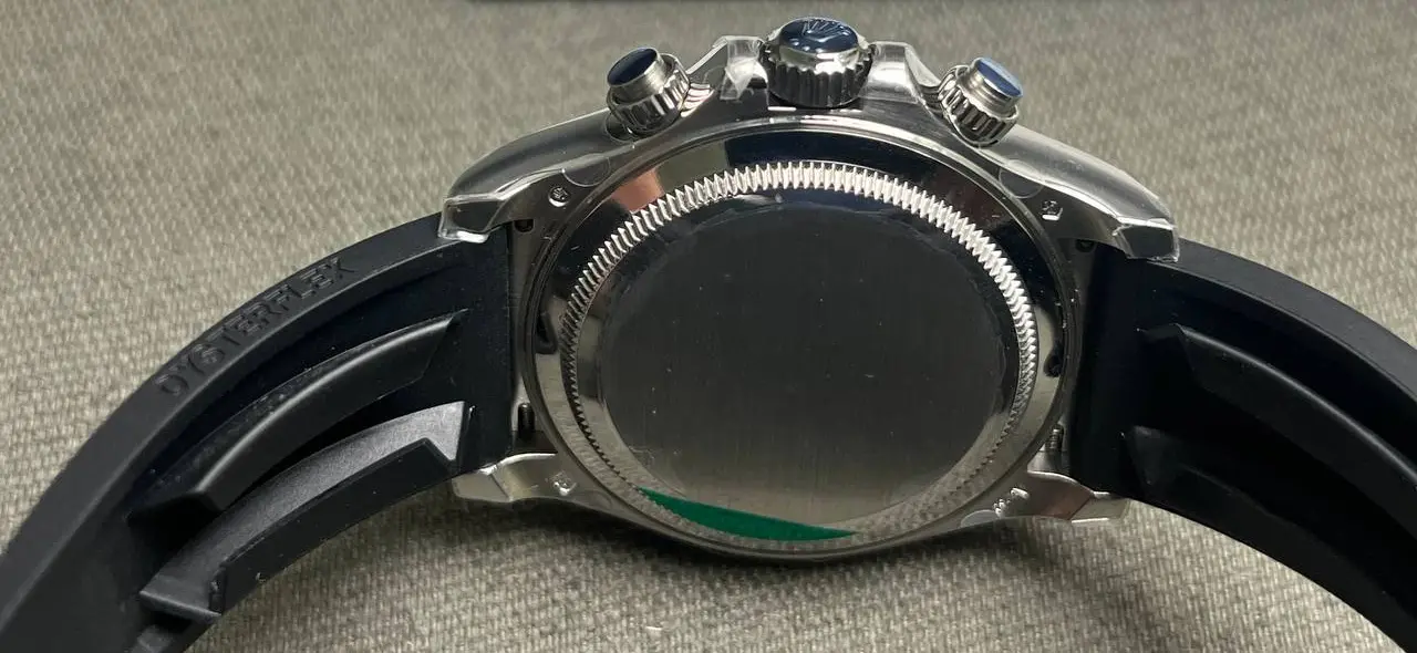 Rolex Daytona 126519LN Gehäuseboden in Weißgold mit Oysterflex-Armband und gerillten Drückern