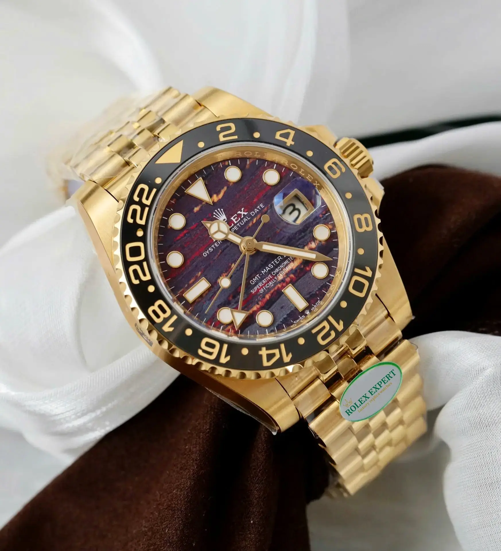 gmt-master 126718GRNR Super Clone - Gehäusebodenansicht