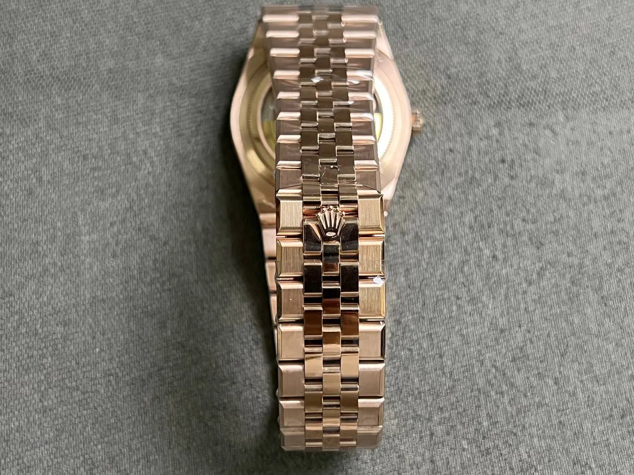 Land-Dweller 127335 Klon — Seitenprofil