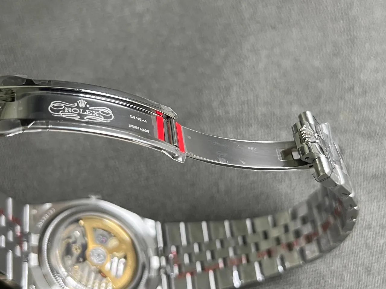 Rolex Land-Dweller 127336 Nachbau — Leuchtmasse-Aufnahme