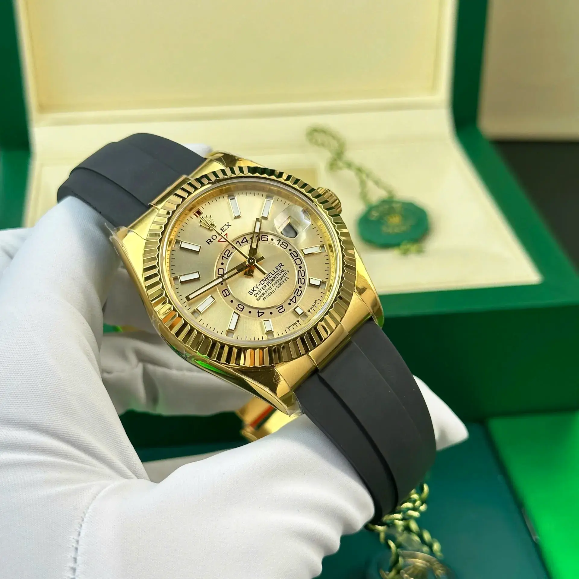sky-dweller 336238 Super Clone - Handgelenksaufnahme