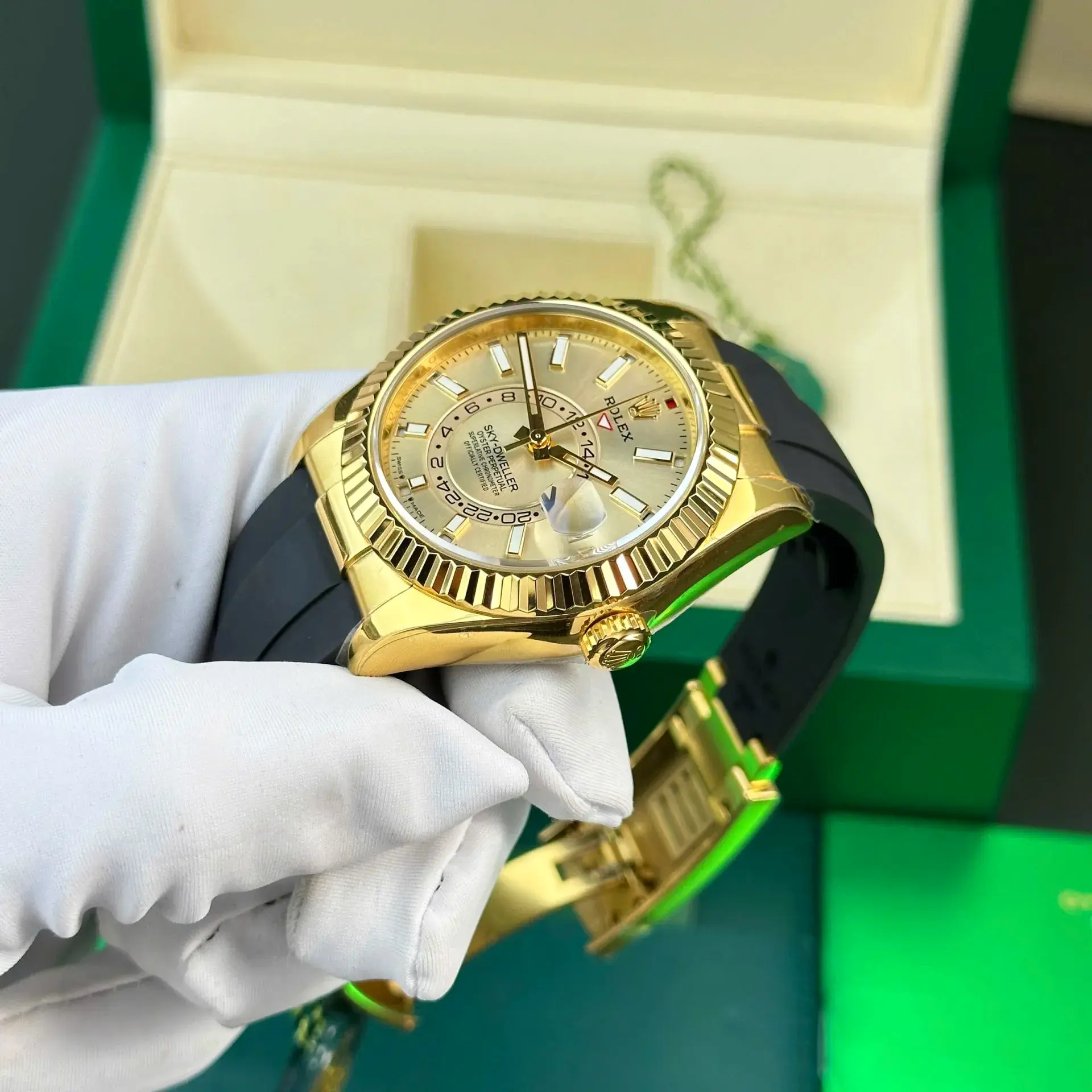 sky-dweller 336238 Super Clone - Detailansicht 1