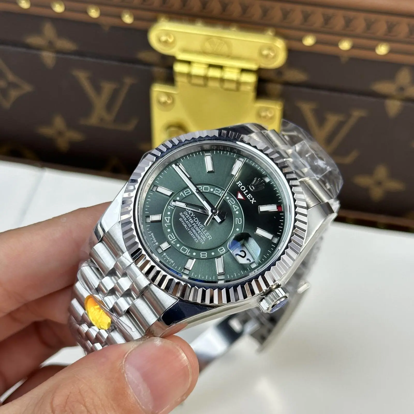 sky-dweller 336934 Super Clone - Handgelenksaufnahme