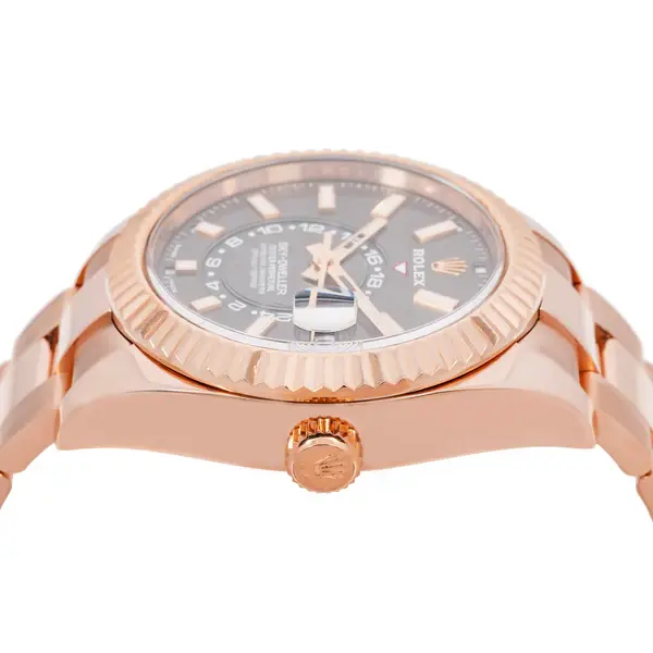 sky-dweller 336935 Super Clone - Gehäusebodenansicht
