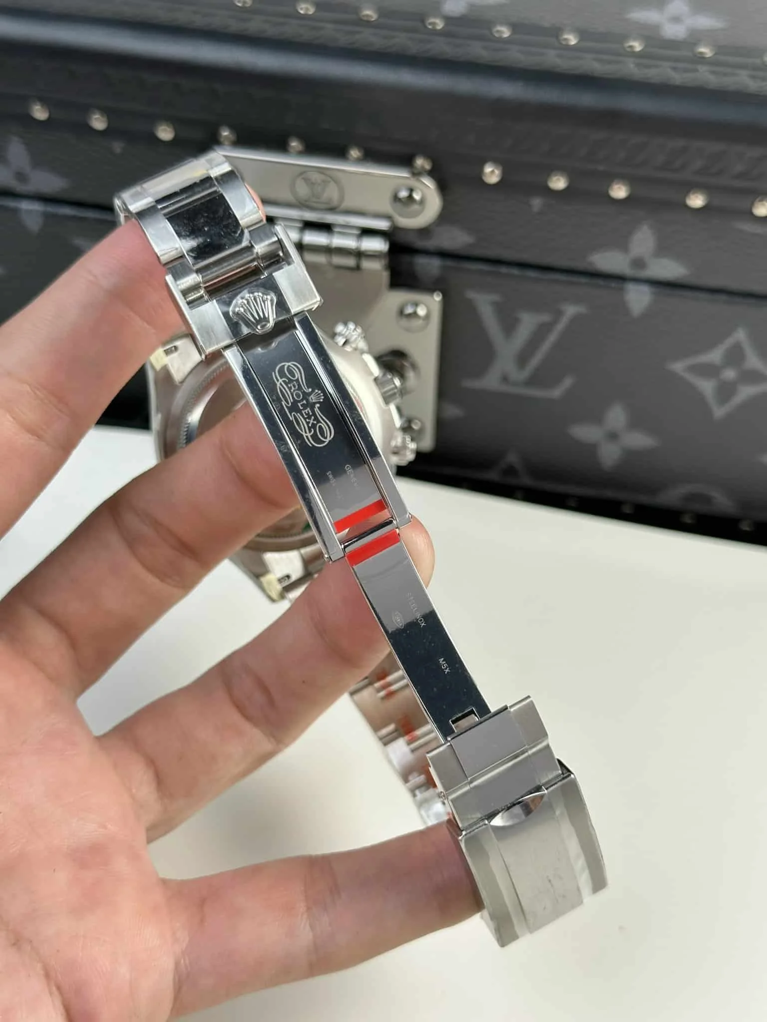 Rolex Daytona Super Clone 126500LN, Oysterlock-Schließe im Detail