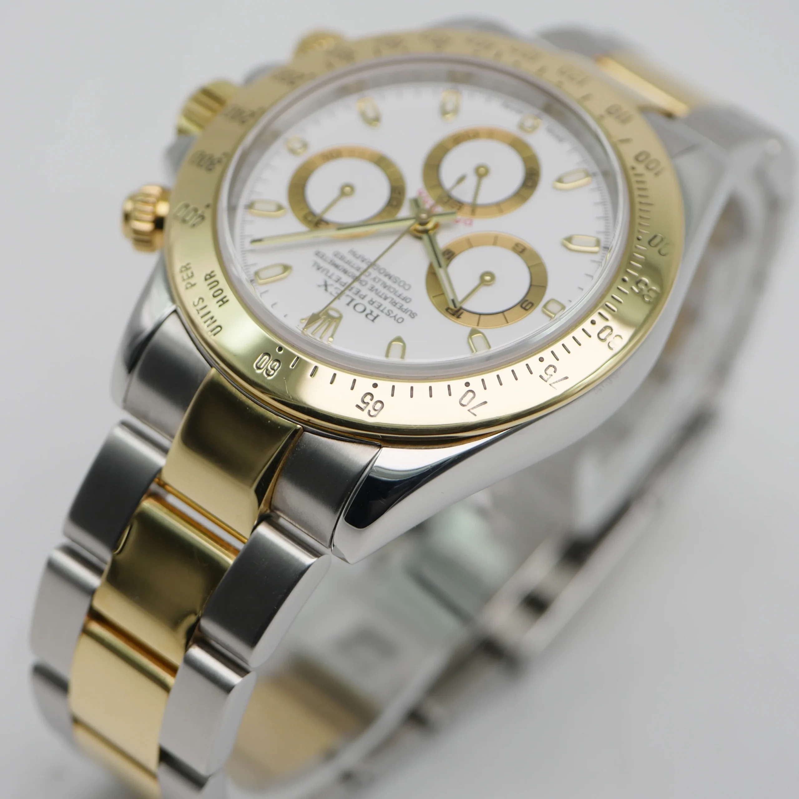 Rolex Daytona Super Klon 116523, schräge Ansicht mit Tachymeterlünette