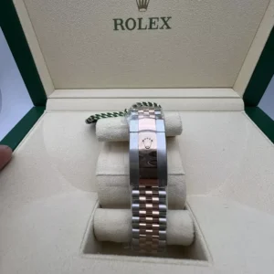 Rolex Datejust 36 mm Zifferblatt Schokolade 126231 Automatikuhr - Gehaeuse Ansicht