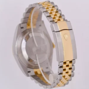 Rolex Datejust 41mm Rhodium Zifferblatt 126333 “Wimbledon” Flutted / Jubilee Automatikuhr - Gehaeuse Ansicht