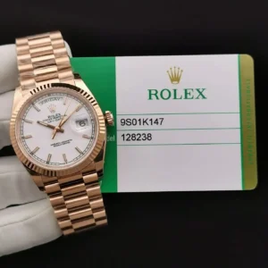 Rolex Day-Datum 128238 36mm Weiss Zifferblatt Rosa Gold Praesidentenuhr - Detail Zifferblatt