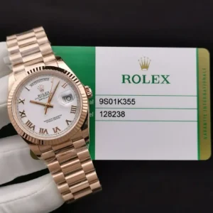 Rolex Day-Datum 128238 36mm Weiss Roemisch Zifferblatt Praesidentenuhr - Detail Zifferblatt