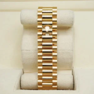 Rolex Day-Datum 40 mm Silber Zifferblatt 228238 Praesidentenuhr - Rueckseite