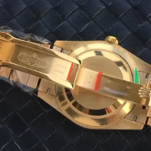 Rolex Day-Datum m228238 Schwarz Zifferblatt Geriffelt Luenette Praesidentenuhr - Komplettansicht