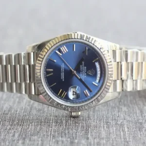 Rolex Day-Datum m228238 Bright Blau Zifferblatt Praesidentenuhr - Am Handgelenk