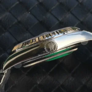 Rolex Day-Datum m228238 Gruen Zifferblatt Praesidentenuhr - Krone und Luenette