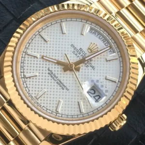 Rolex Day-Datum m228238 Silber Motif Zifferblatt Praesidentenuhr - Krone und Luenette