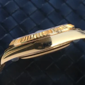 Rolex Day-Datum m228238 Silber Motif Zifferblatt Praesidentenuhr - Am Handgelenk