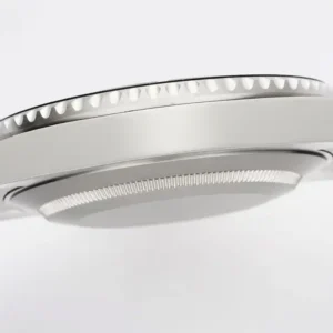 Rolex DIW Submariner Parakeet 116610LB Taucheruhr - Am Handgelenk