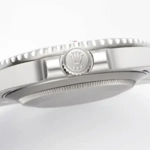 Rolex DIW Submariner Parakeet 116610LB Glacial Grau Zifferblatt Taucheruhr - Am Handgelenk