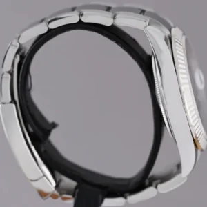 Rolex Datejust 41mm Blau Zifferblatt 126334 Oyster Automatikuhr - Detail Zifferblatt