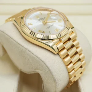 Rolex Day-Datum 40 mm Weiss Zifferblatt 228238 Praesidentenuhr - Gehaeuse Ansicht