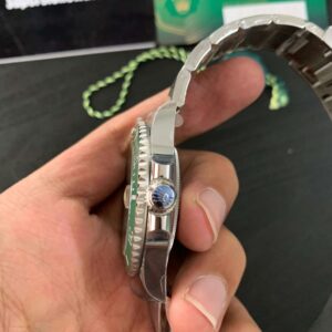 Rolex Submariner 41mm Schwarz Zifferblatt 126610LV “Starbucks” Taucheruhr - Seitenansicht