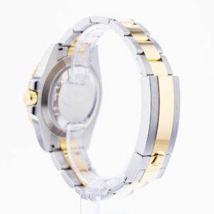 Rolex Submariner 41mm Blau Zifferblatt 126613LB Bluesy Taucheruhr - Armband Detail