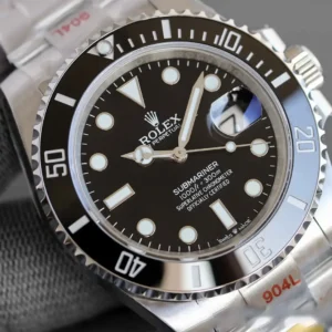 Rolex Submariner 126610LN Super - 41mm Schwarz Zifferblatt Taucheruhr - Armband Detail