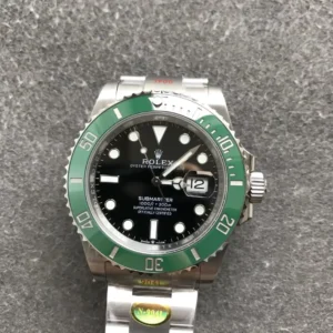 Rolex Submariner 41mm Zifferblatt Schwarz with Gruen Luenette 126610 Taucheruhr - Rueckseite
