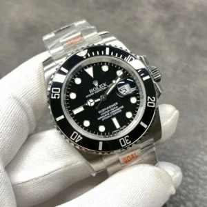 Rolex Submariner Blackwater Ghost 116610 Schwarz Zifferblatt Taucheruhr - Armband Detail