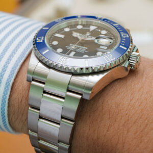 Rolex Submariner “Cookie Monster” 41mm Schwarz Zifferblatt 126619LB Taucheruhr - Am Handgelenk