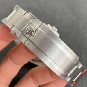 Rolex Submariner N 116610 v10 Taucheruhr - Am Handgelenk