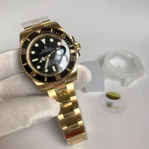 Rolex Submariner SUB 116610 40mm Gold Series Taucheruhr - Zifferblatt Nahaufnahme