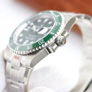 Rolex Submariner SUB 116610 40mm Gruen Zifferblatt Taucheruhr - Rueckseite