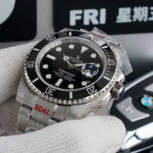 Rolex Submariner SUB 116610 Schwarz Zifferblatt Taucheruhr - Gehaeuse Ansicht