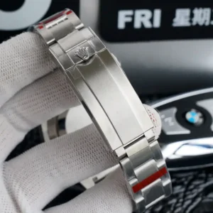 Rolex Submariner SUB 116610 Gruen Zifferblatt Taucheruhr - Krone und Luenette