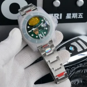 Rolex Submariner SUB 116610 Gruen Zifferblatt Taucheruhr - Komplettansicht