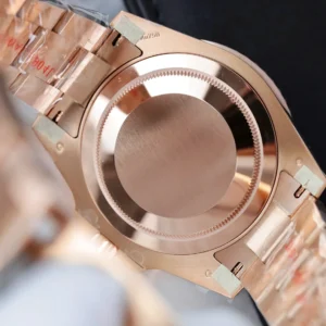 Rolex GMT-Master II 40 mm 126715CHNR Tiger Iron Dial GMT Uhr - Produktbild - Bild 10